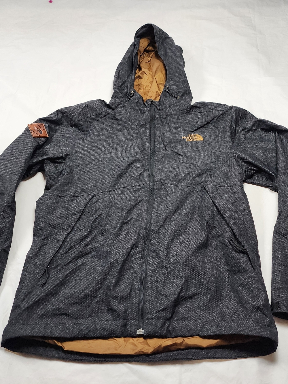 The North Face DRYVENT Hooded  Charcoal Heather Gray Jacket Size Small